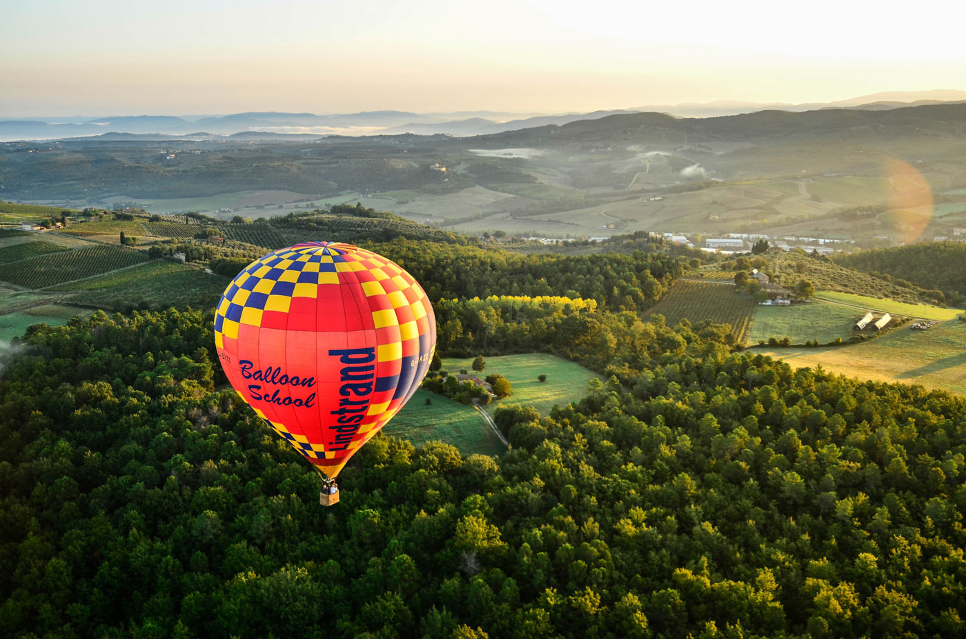 balloon-in-tuscany