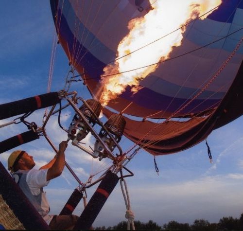 visit-tuscany-banda-balloons-fire