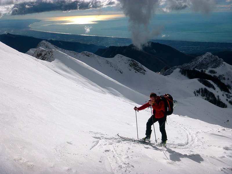 skiing-in-tuscany-apuane-alps-ski-mounteneering