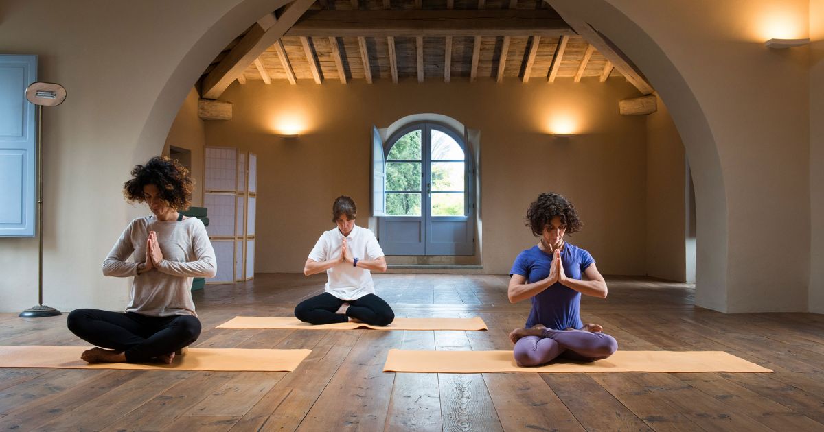 where to do a yoga retreat in Tuscany